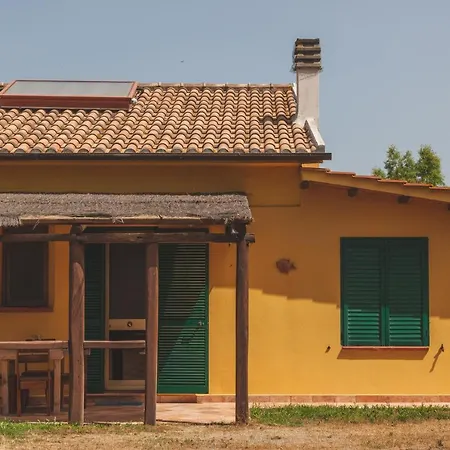 Agriturismo Albarosa-terre Dell'amore Hotel *